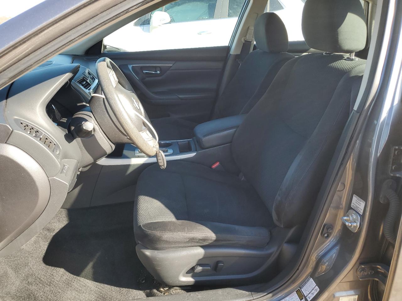 2015 Nissan Altima - Image 7
