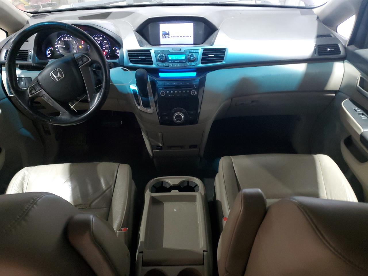 2011 Honda Odyssey - Image 8