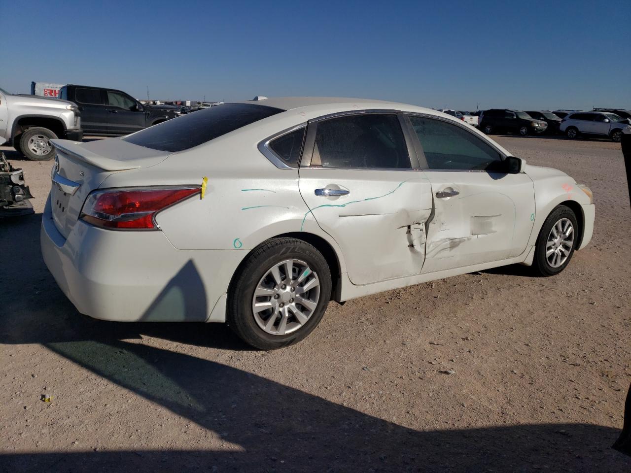 2015 Nissan Altima - Image 3