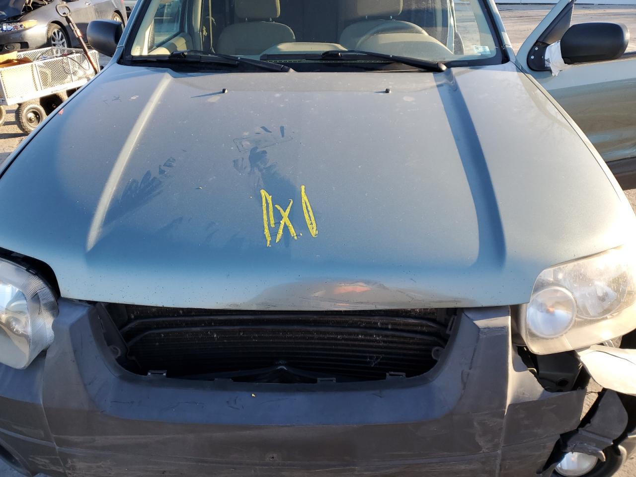 2007 Ford Escape - Image 13
