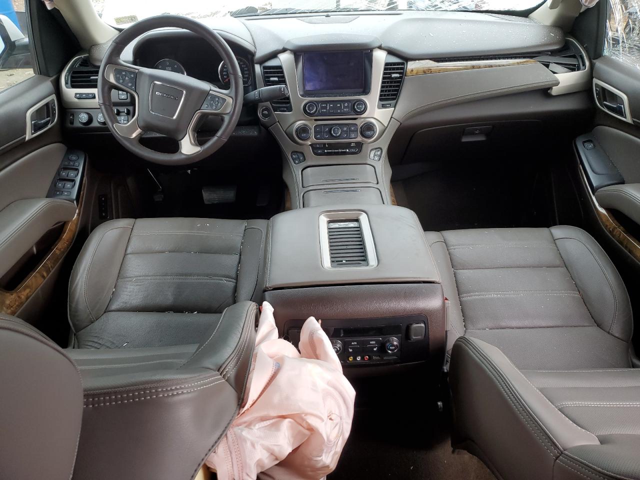 2016 GMC Yukon - Image 8