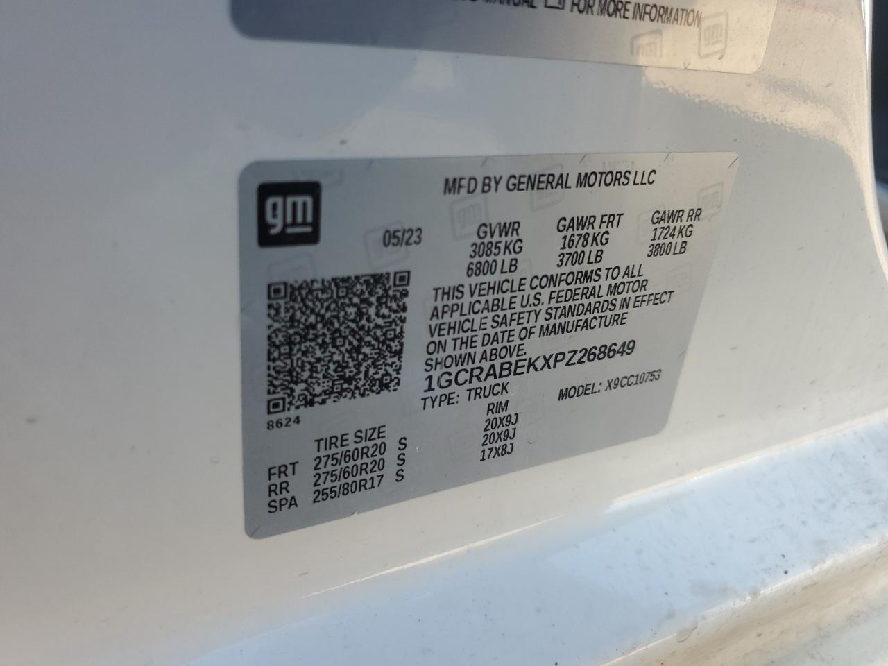 2023 Chevrolet Silverado - Image 14