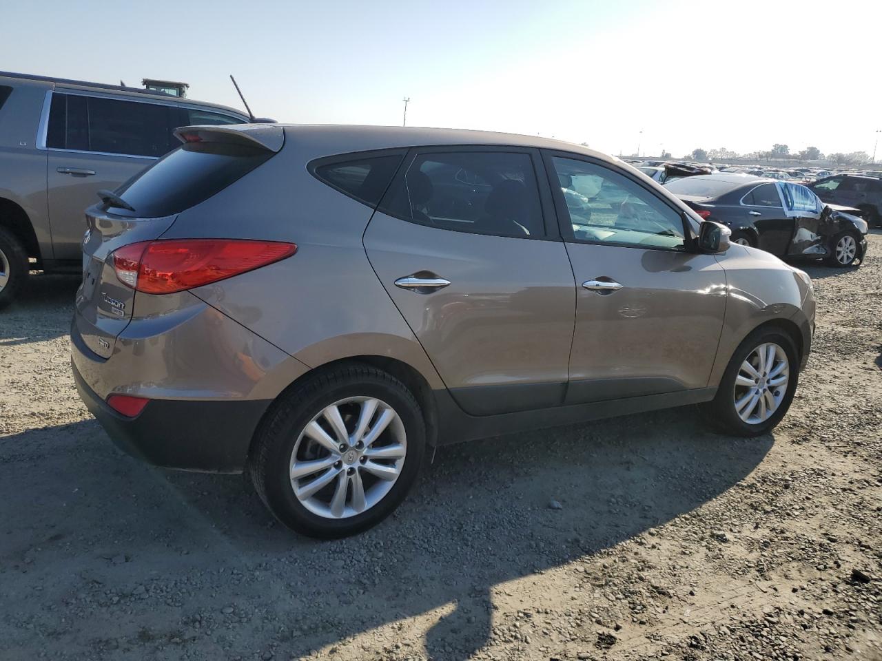 2013 Hyundai Tucson - Image 3
