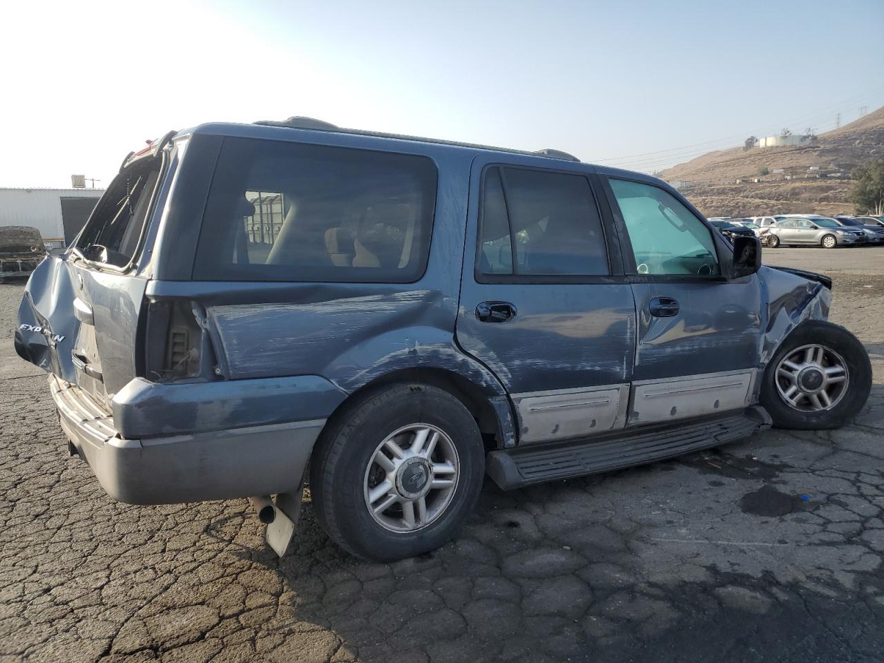 2003 Ford Expedition - Image 3