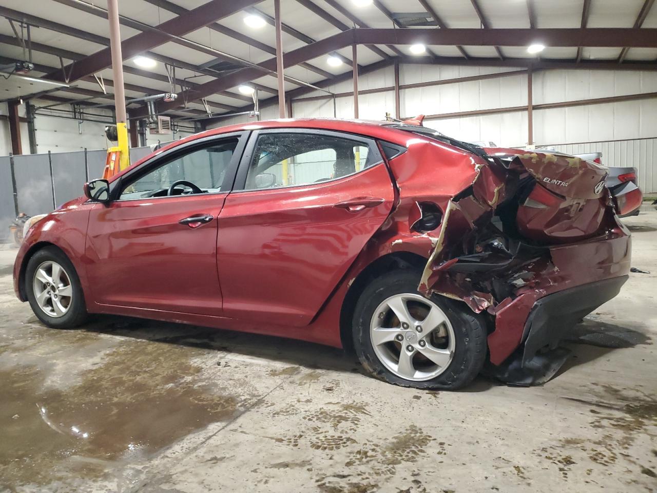 2015 Hyundai Elantra - Image 2