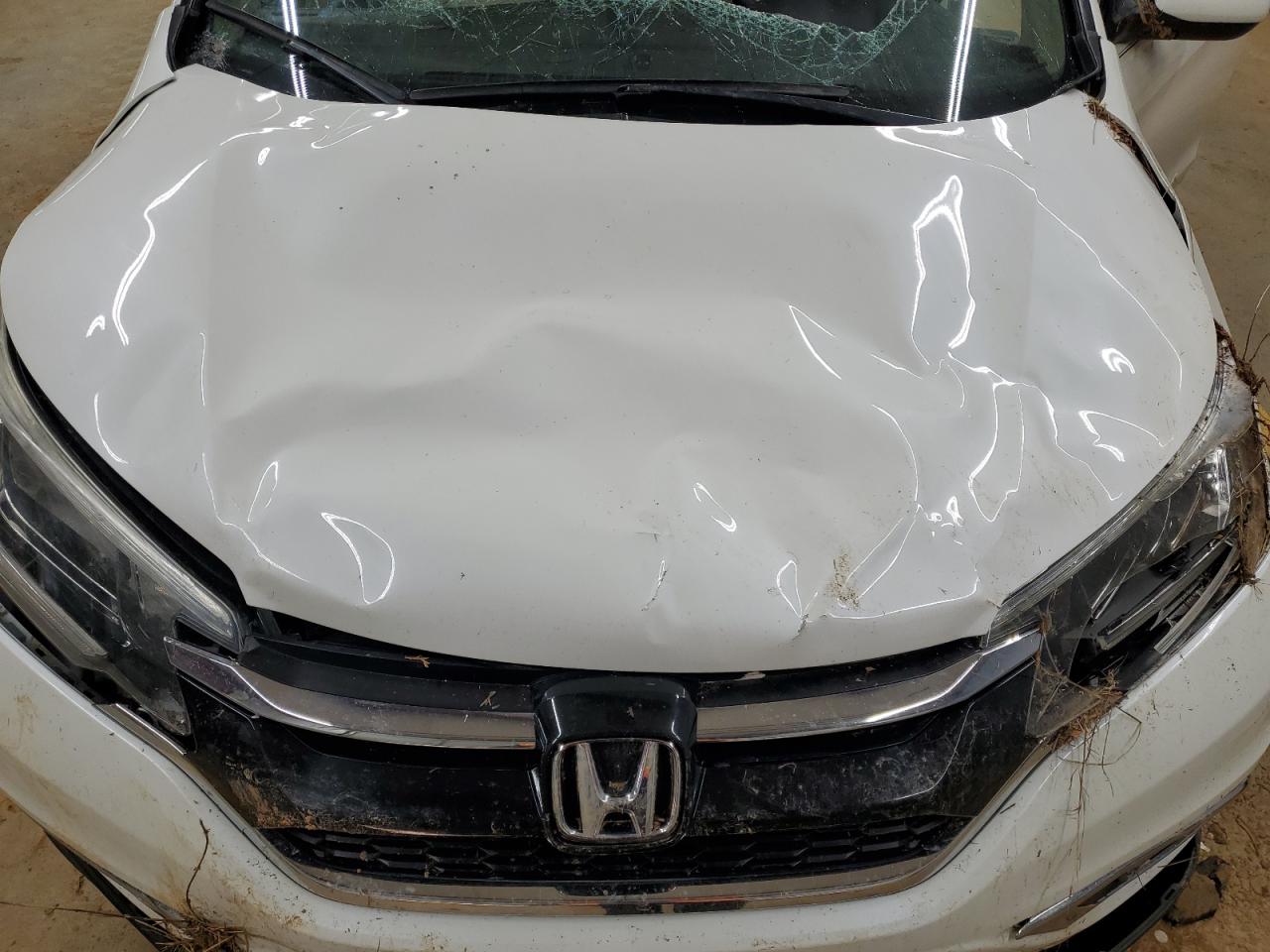 2015 Honda CR-V - Image 13