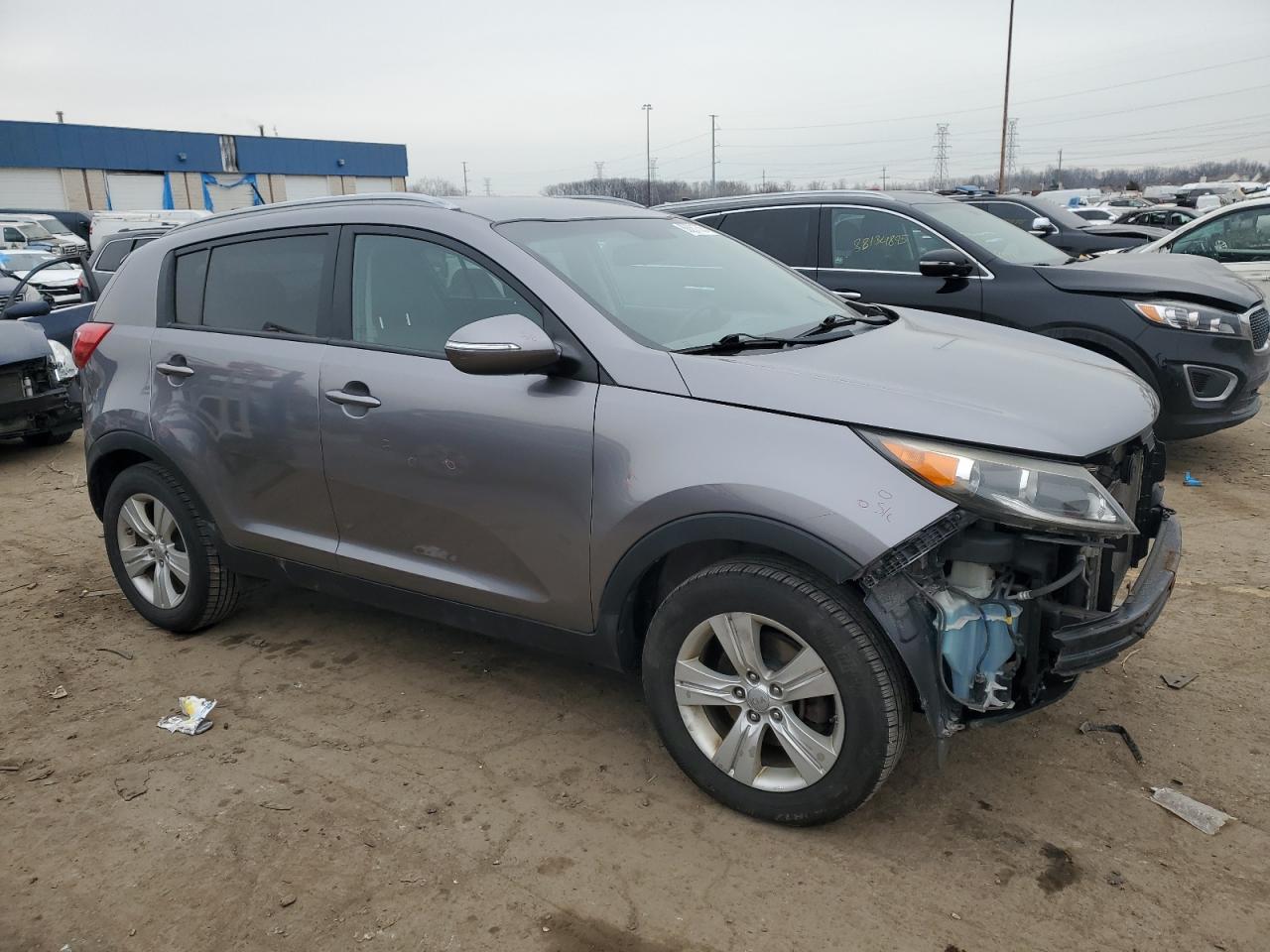 VIN KNDPB3A23D7360659 2013 KIA SPORTAGE no.4