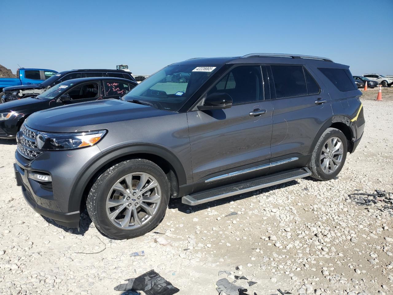 2021 Ford Explorer - Image 1