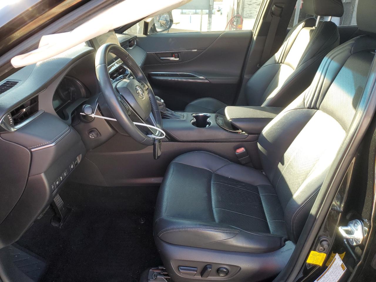 2021 Toyota Venza - Image 7