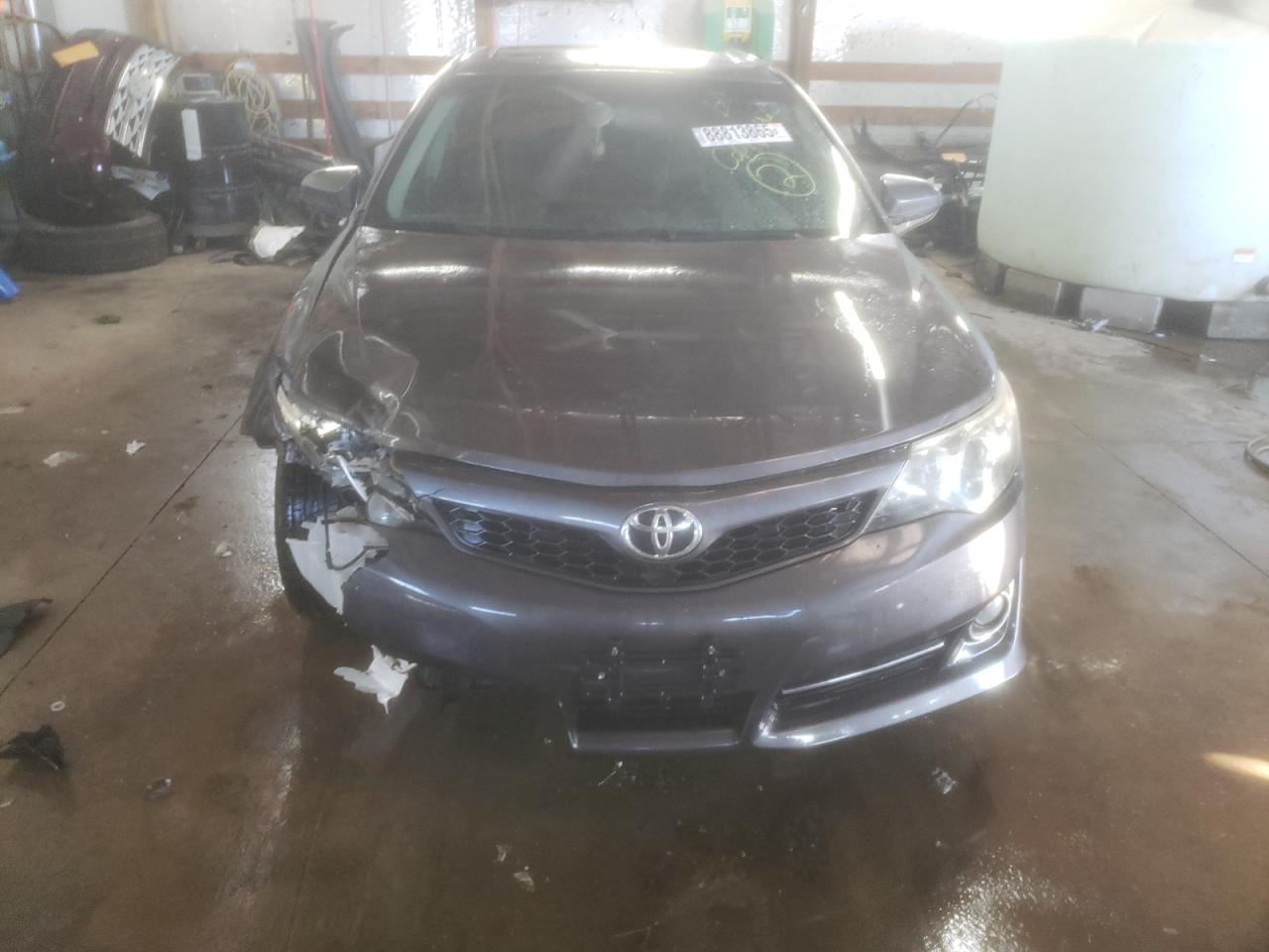 2014 Toyota Camry - Image 5