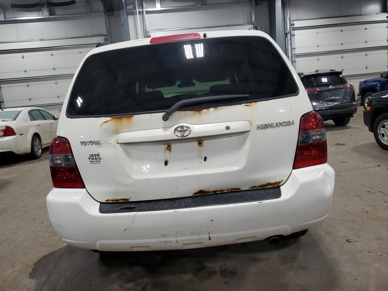2004 Toyota Highlander - Image 6