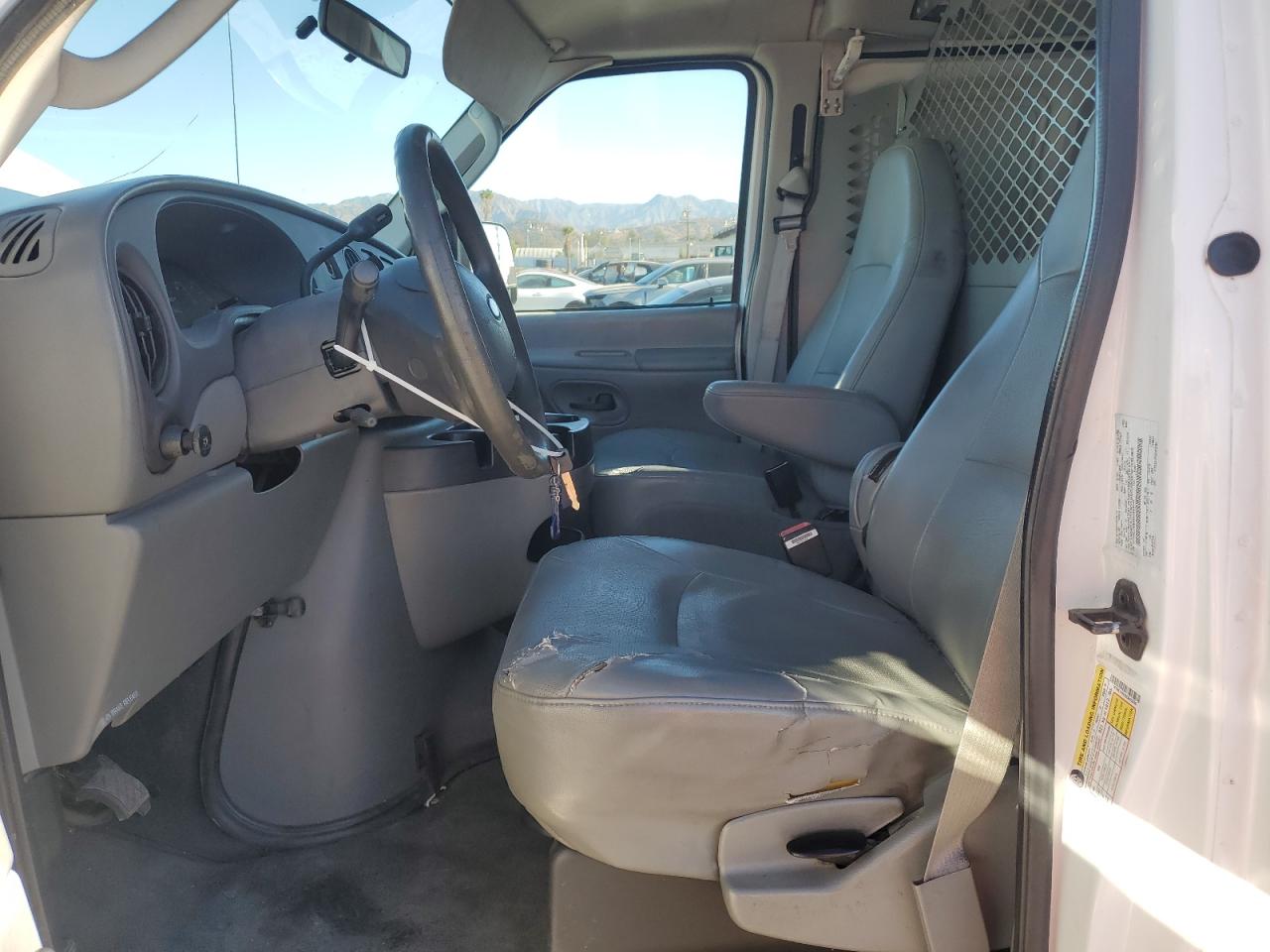2006 Ford Econoline - Image 7