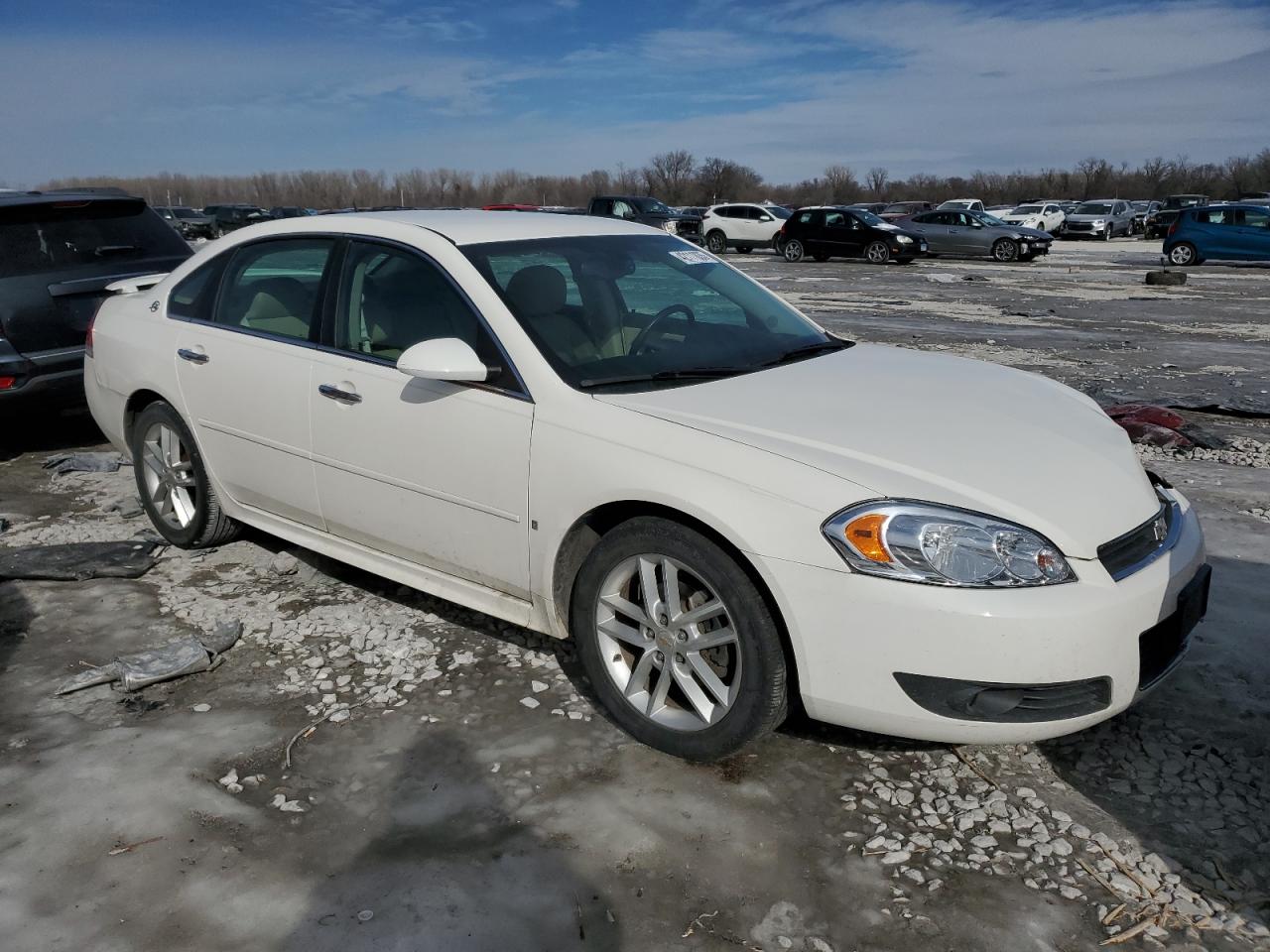 2009 Chevrolet Impala - Image 4