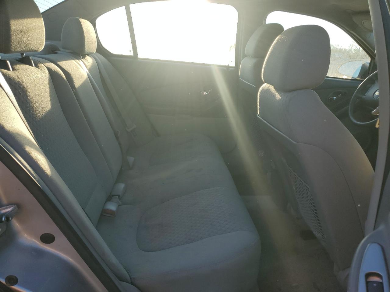 2008 Chevrolet Malibu - Image 10