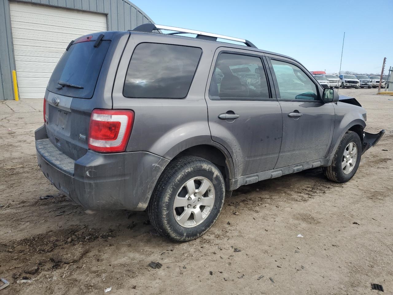 2011 Ford Escape - Image 3