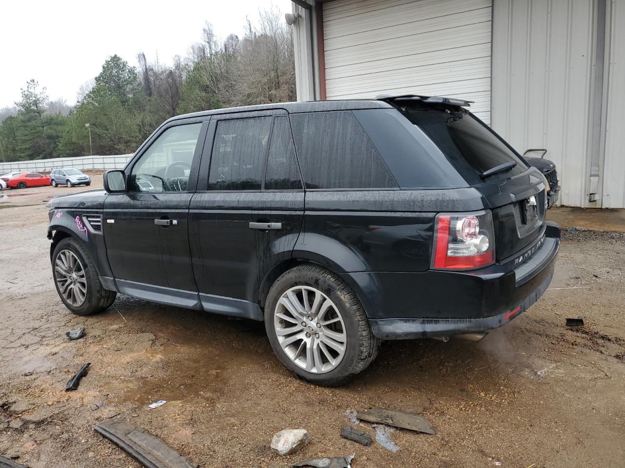 2011 Land Rover Range Rover - Image 2