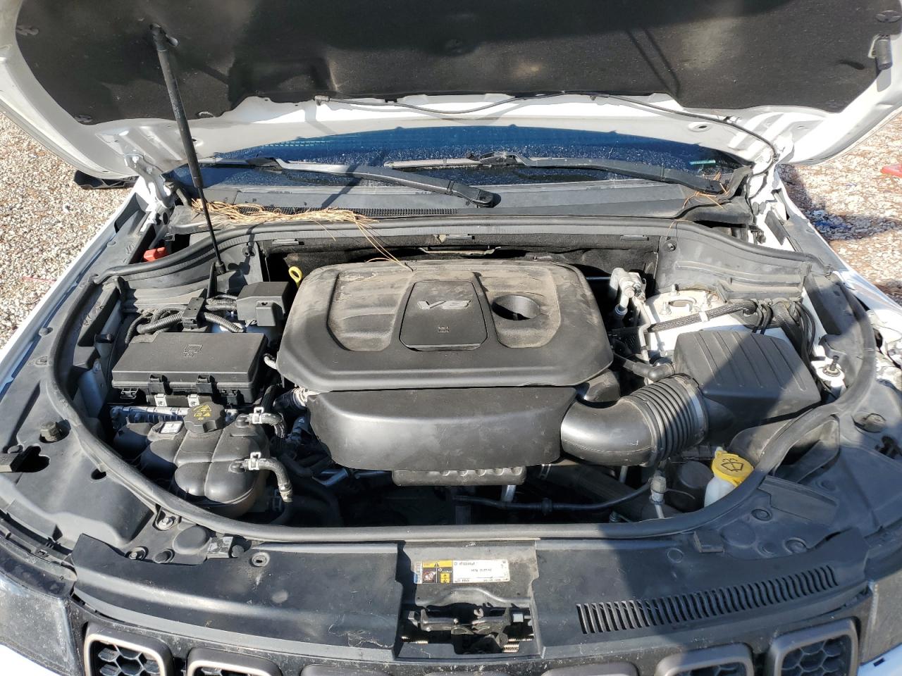 2016 Jeep Grand Cherokee - Image 14
