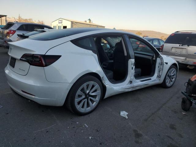  TESLA MODEL 3 2022 Biały