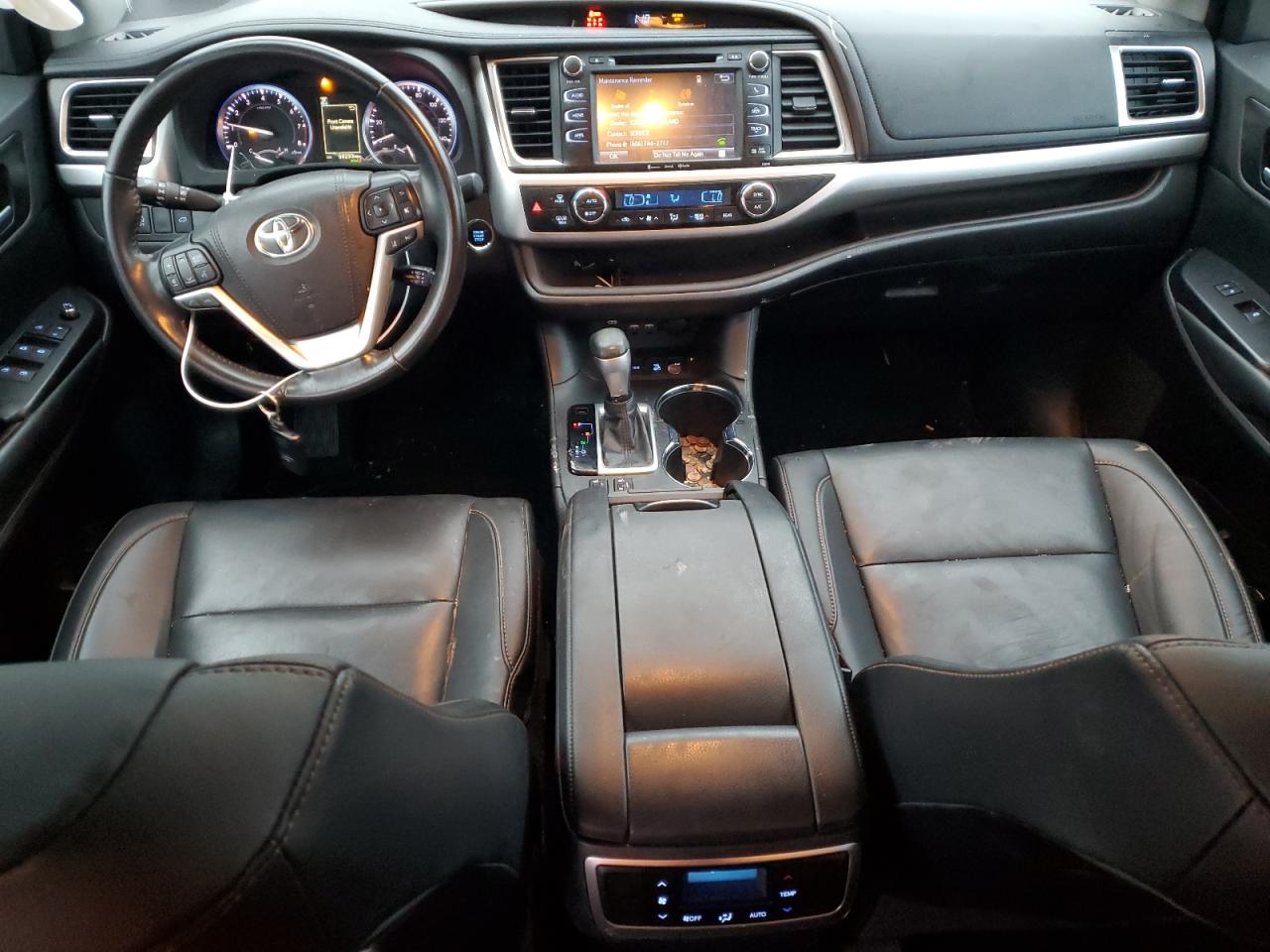 2019 Toyota Highlander - Image 8