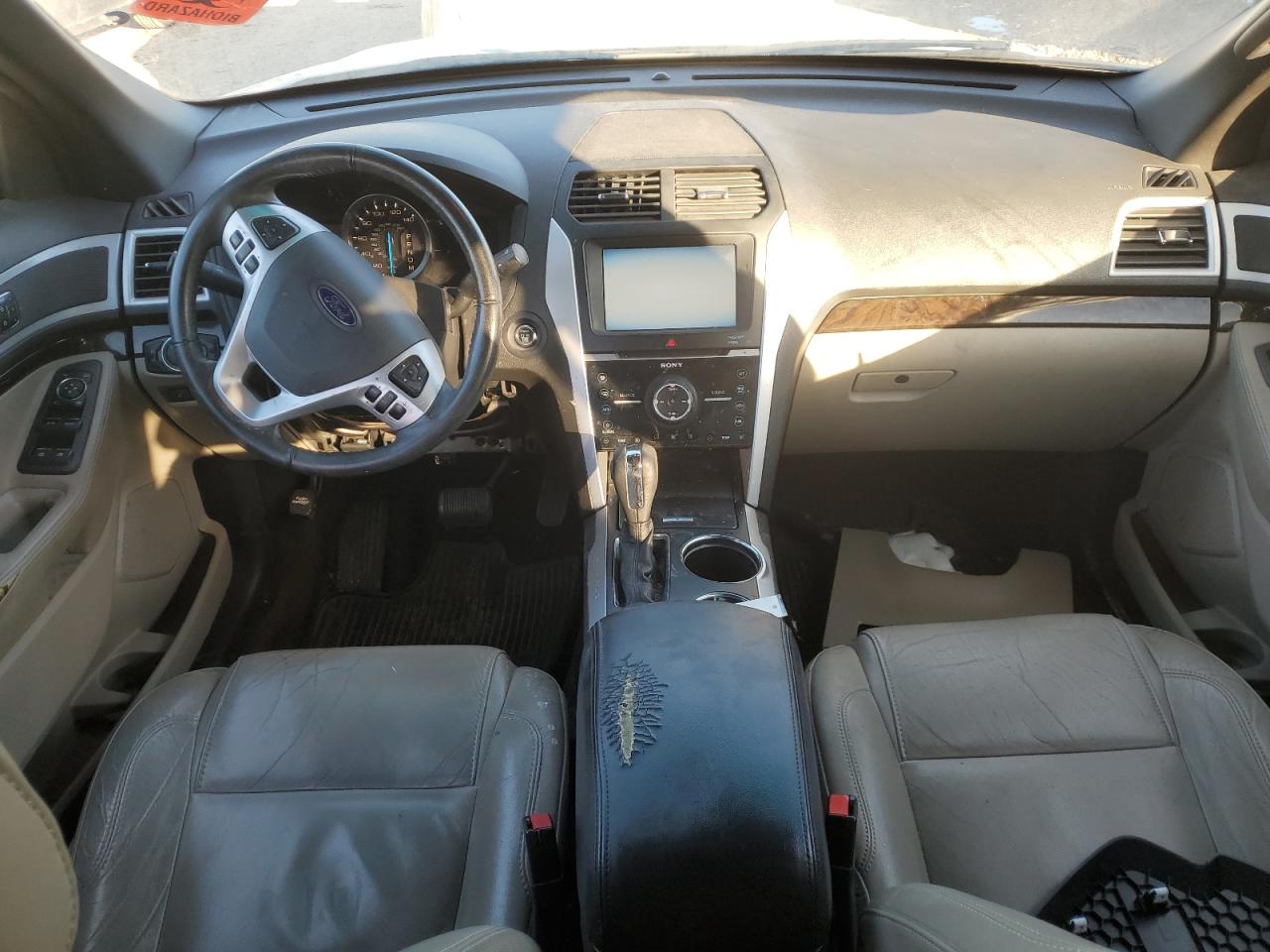 2012 Ford Explorer - Image 8