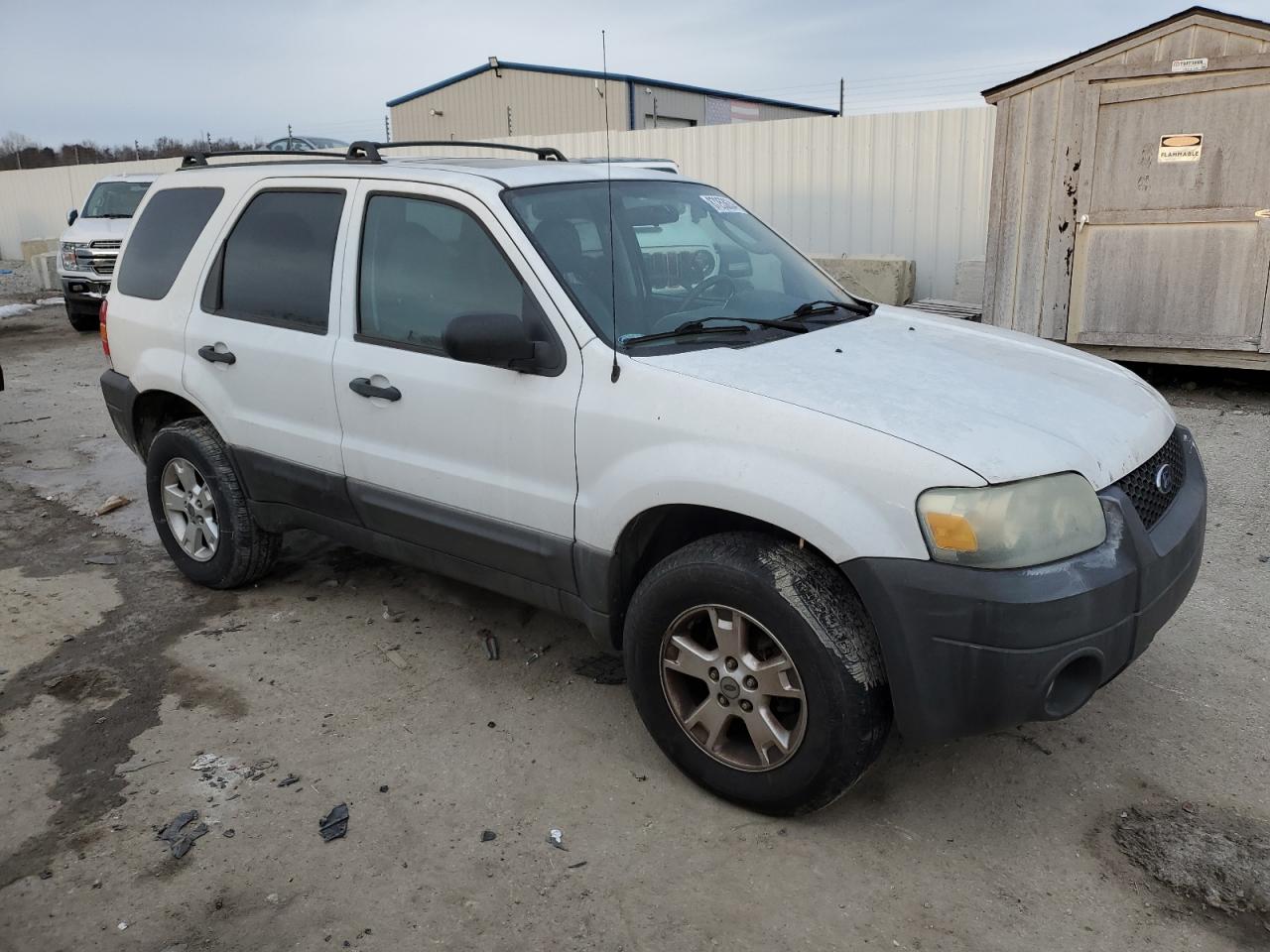 2007 Ford Escape - Image 4