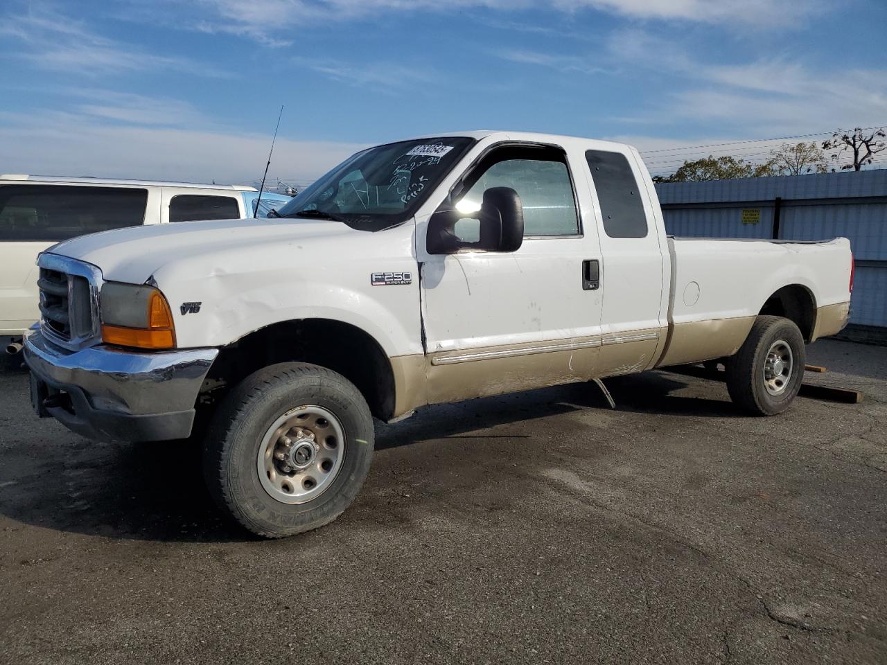2000 Ford F250 - Image 1