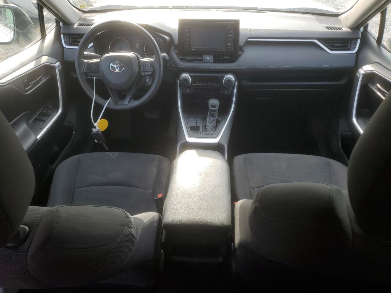 2020 Toyota RAV 4 - Image 8