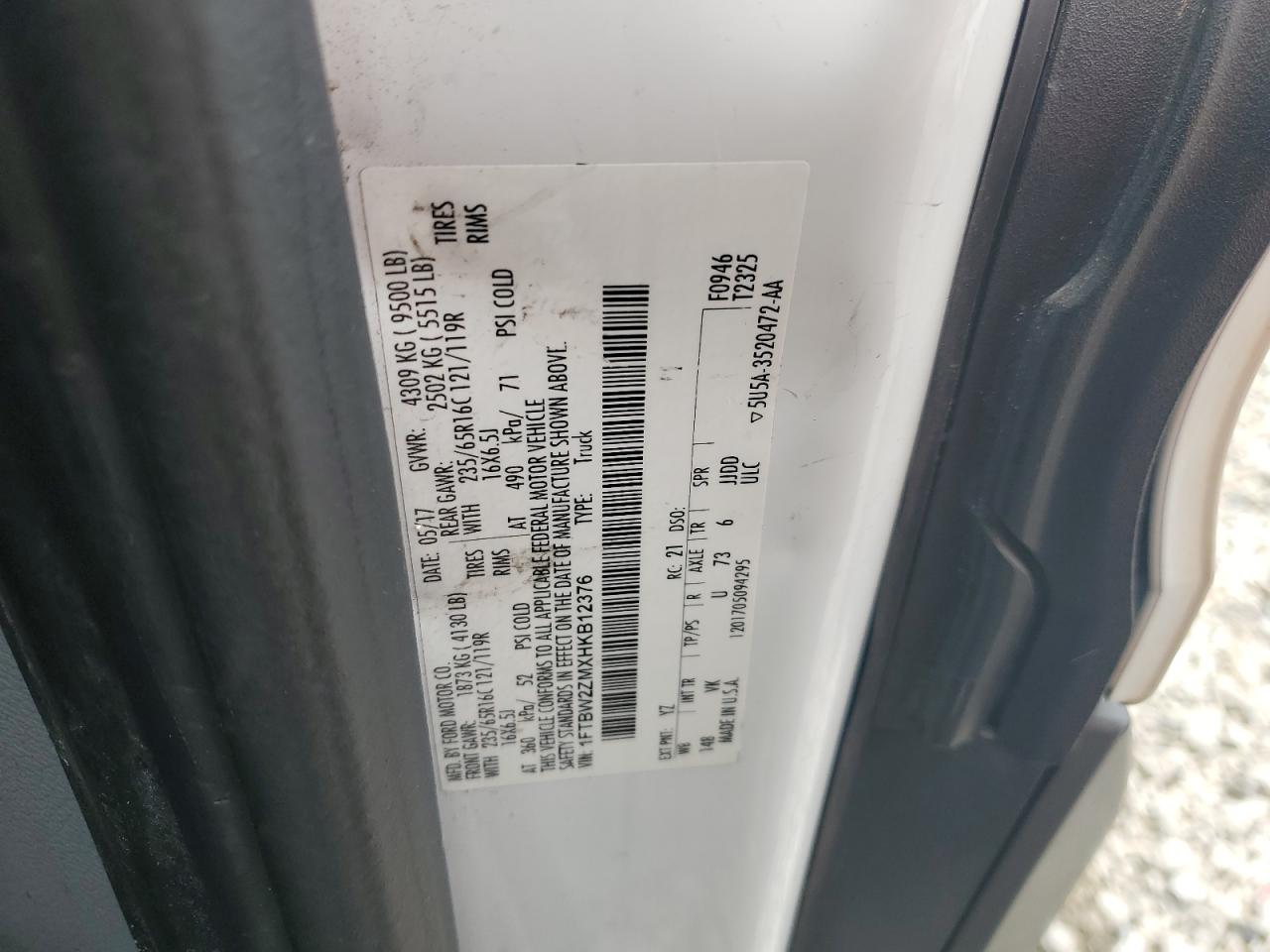 2017 Ford Transit - Image 13