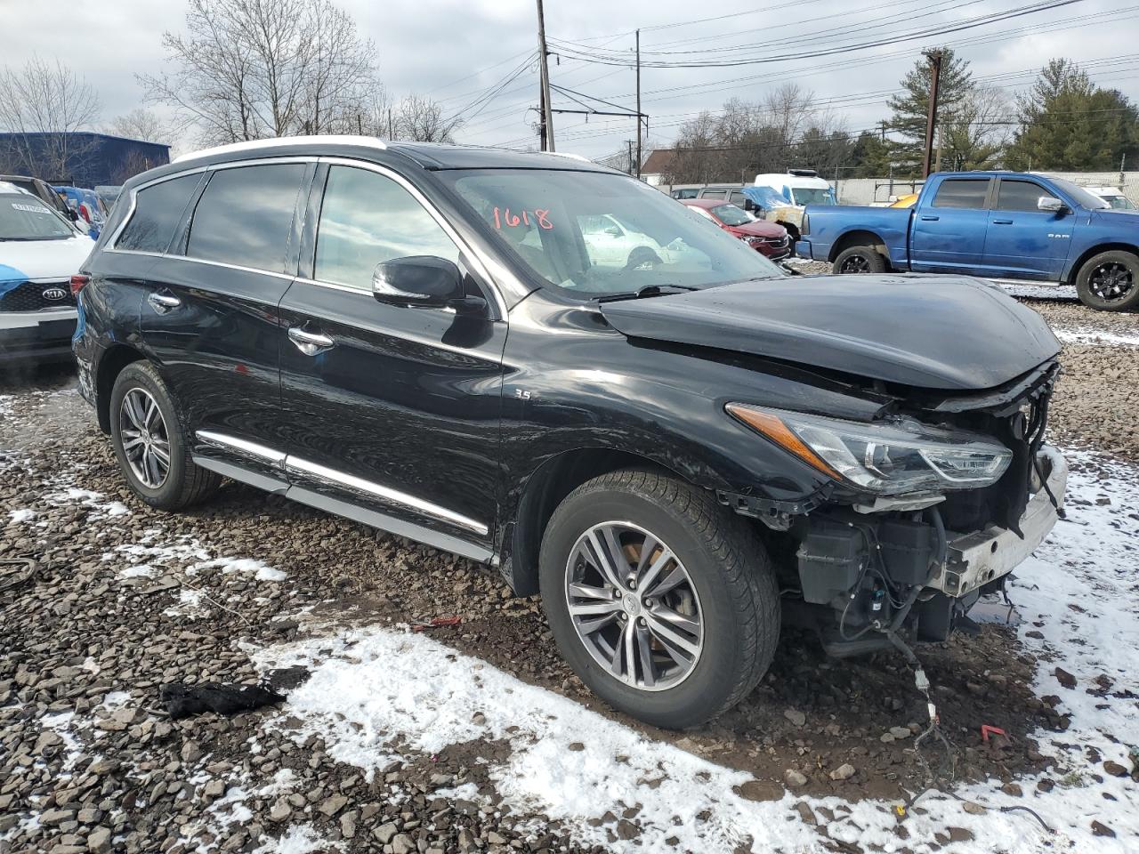 2017 Infiniti QX60 - Image 4
