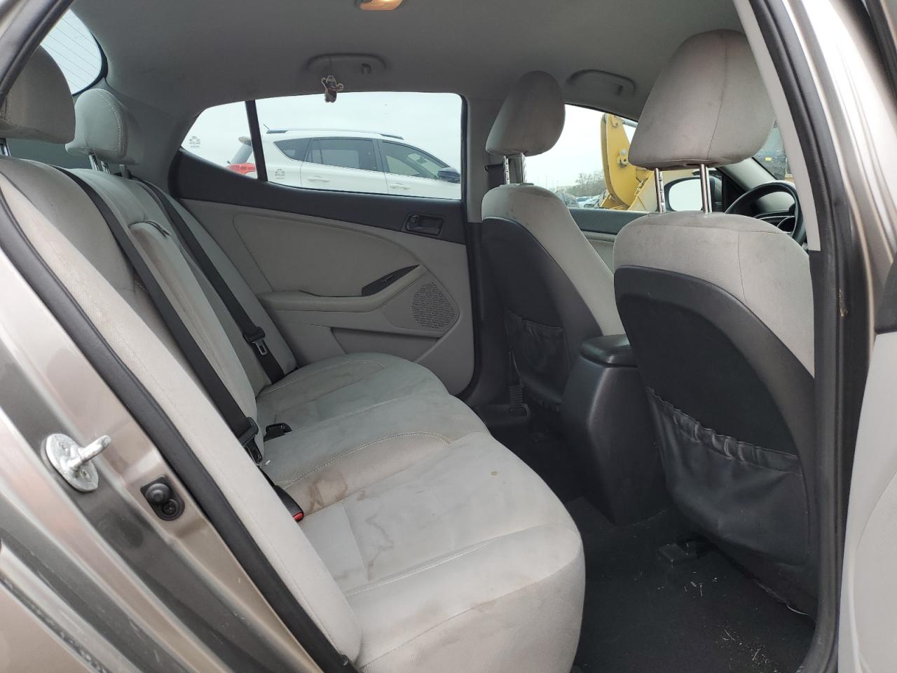 2015 Kia Optima - Image 10