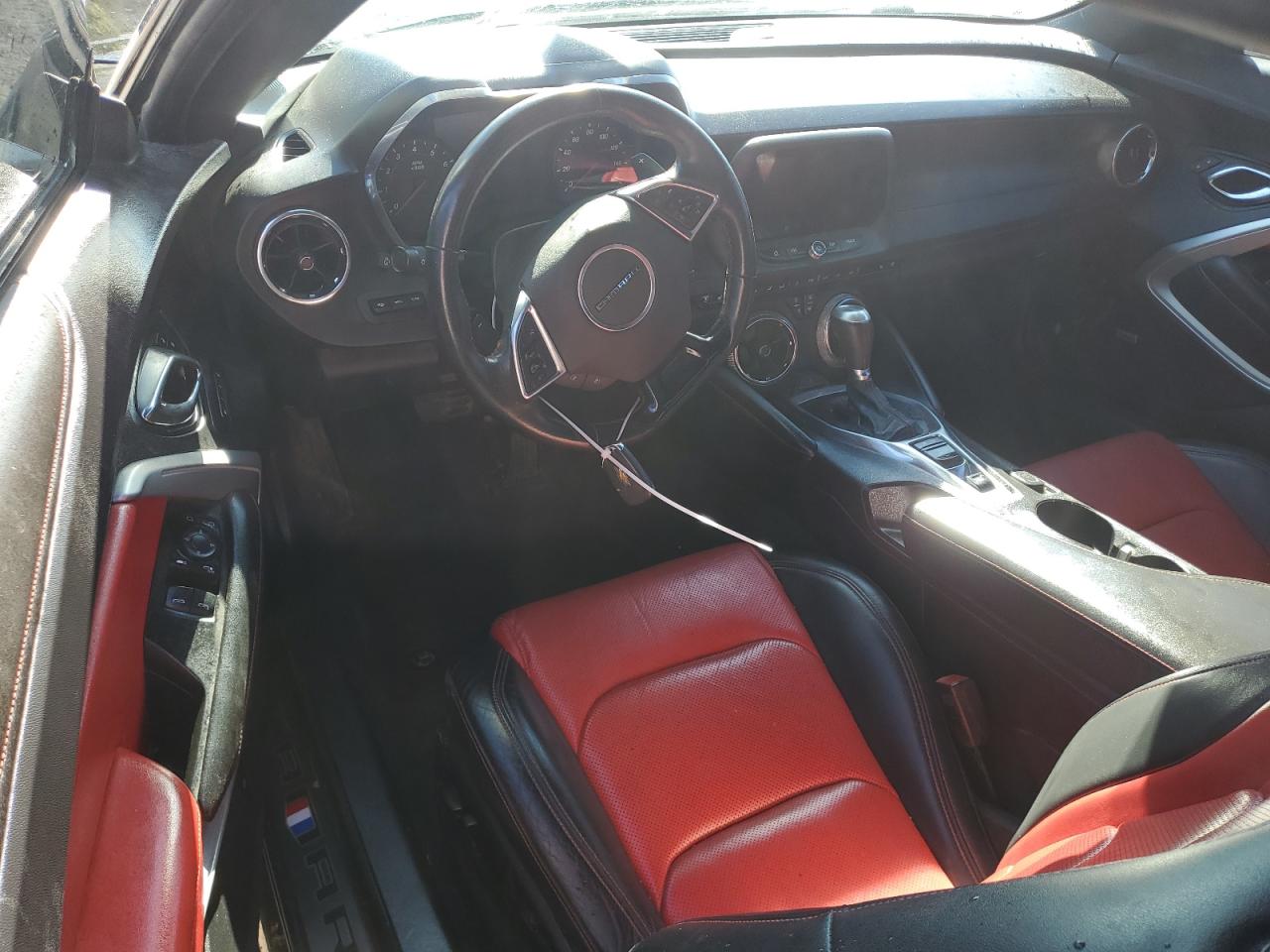 2016 Chevrolet Camaro - Image 8