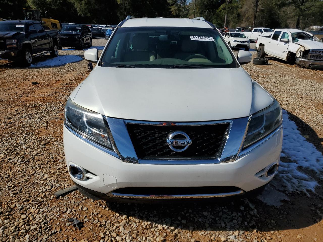 2014 Nissan Pathfinder - Image 5