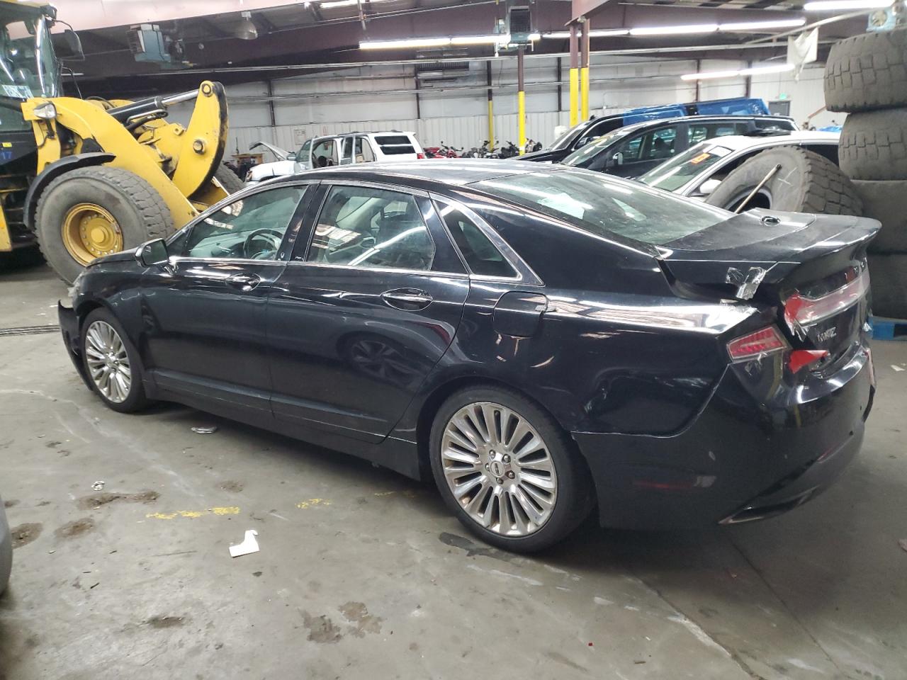 2016 Lincoln MKZ - Image 2