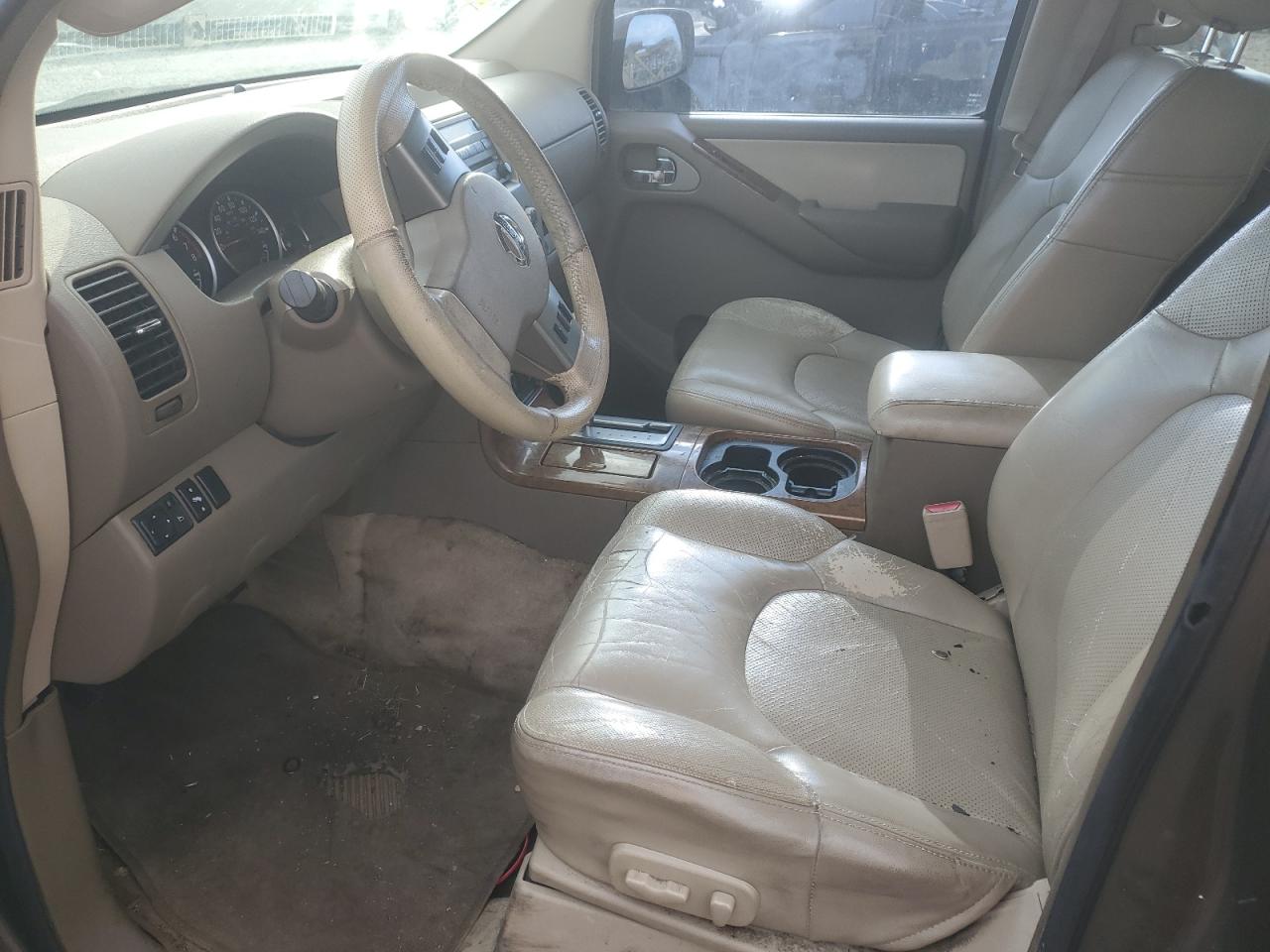 2005 Nissan Pathfinder - Image 7