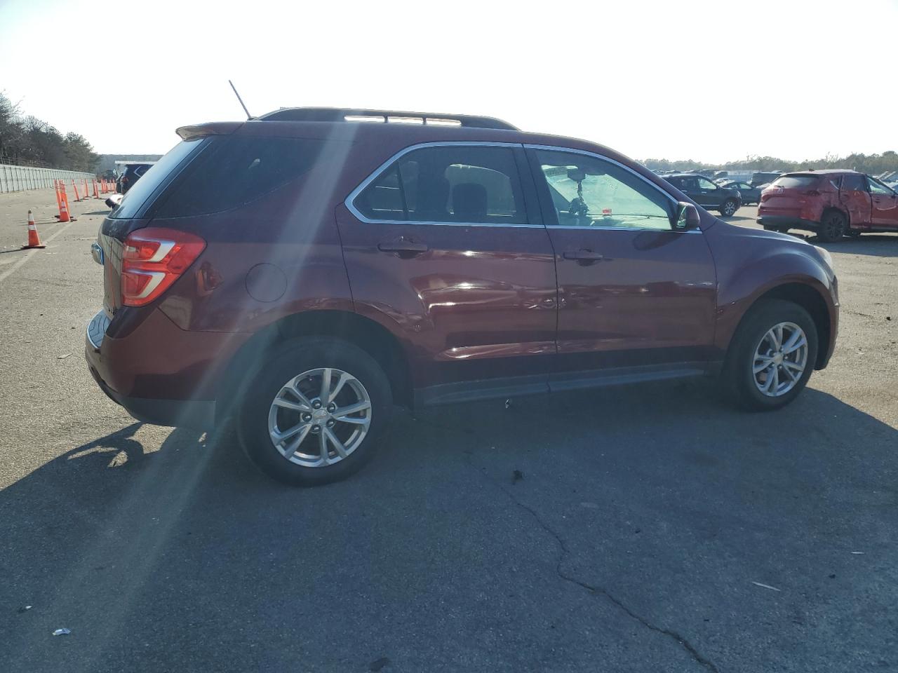 2017 Chevrolet Equinox - Image 3