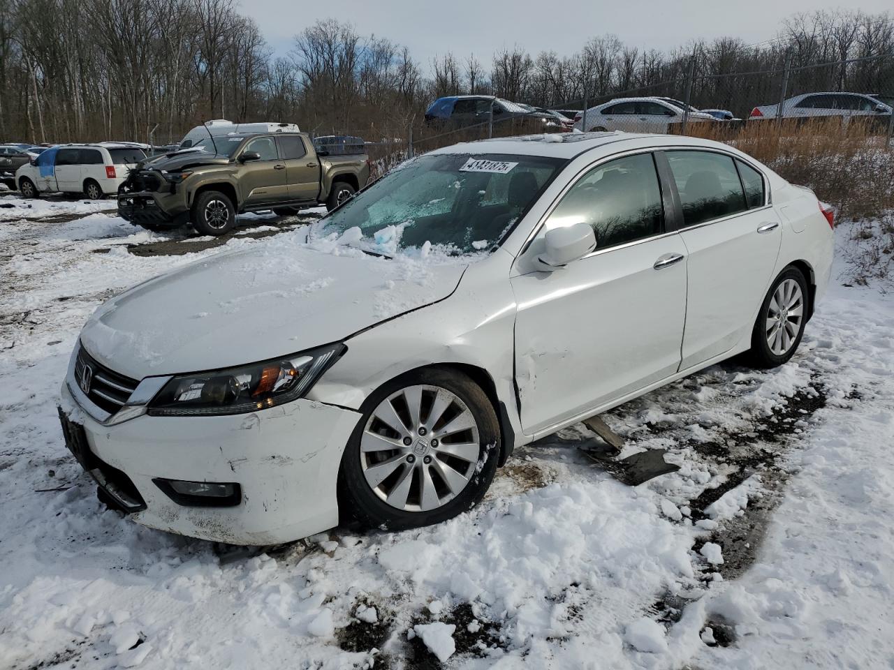 VIN 1HGCR2F84FA141475 2015 HONDA ACCORD no.1