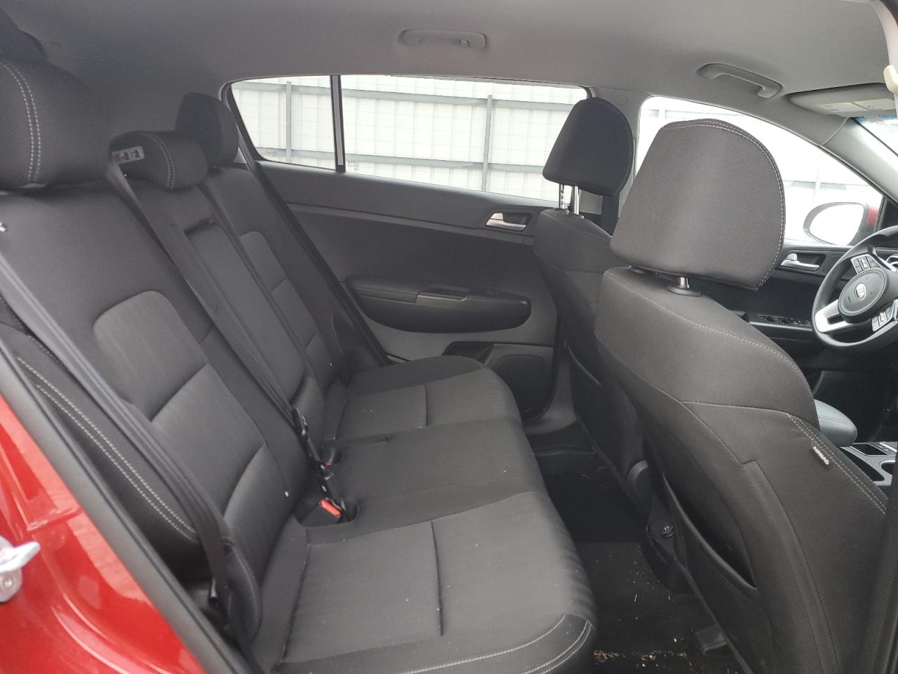 2020 Kia Sportage - Image 11