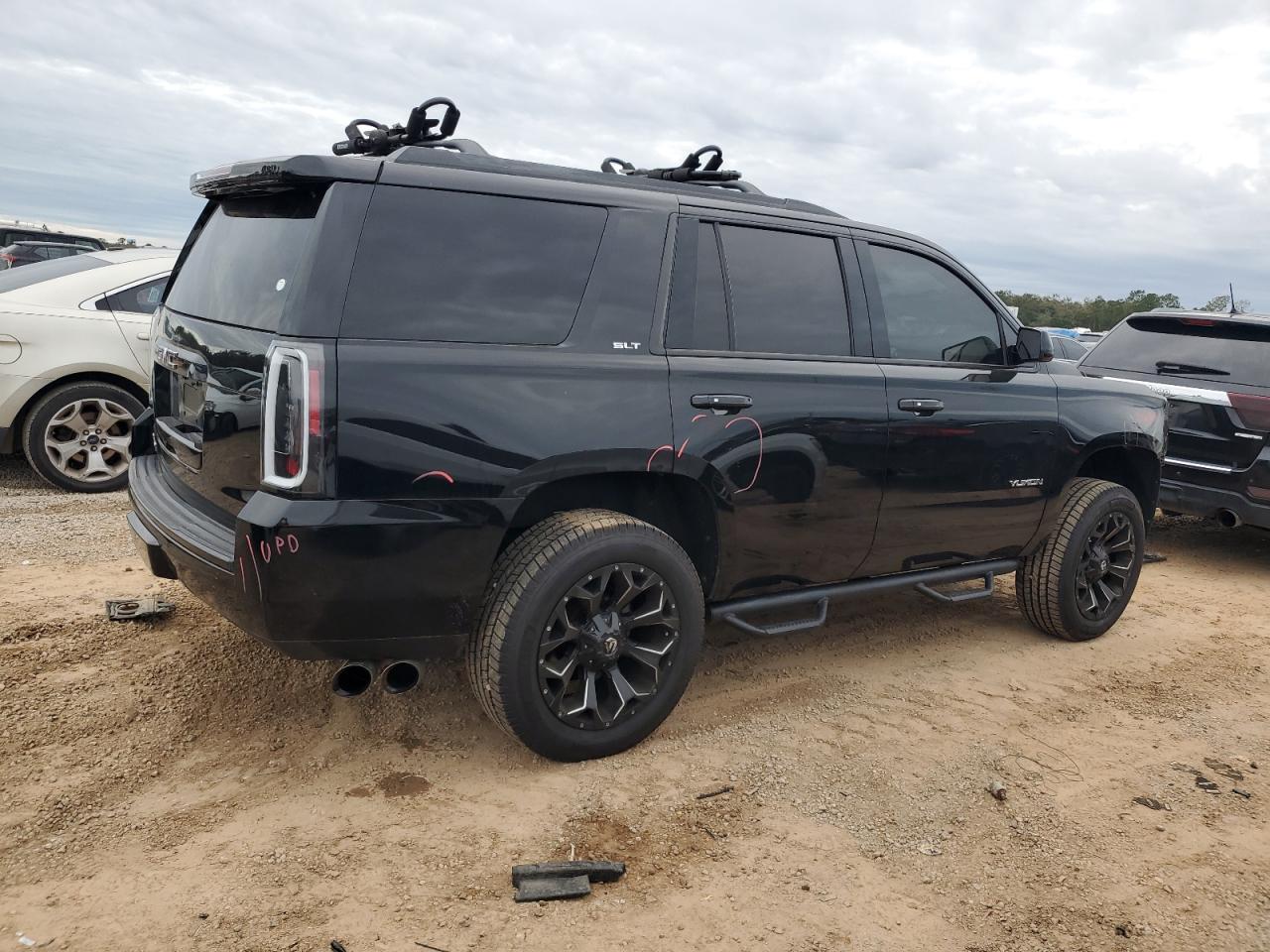 2015 GMC Yukon - Image 3