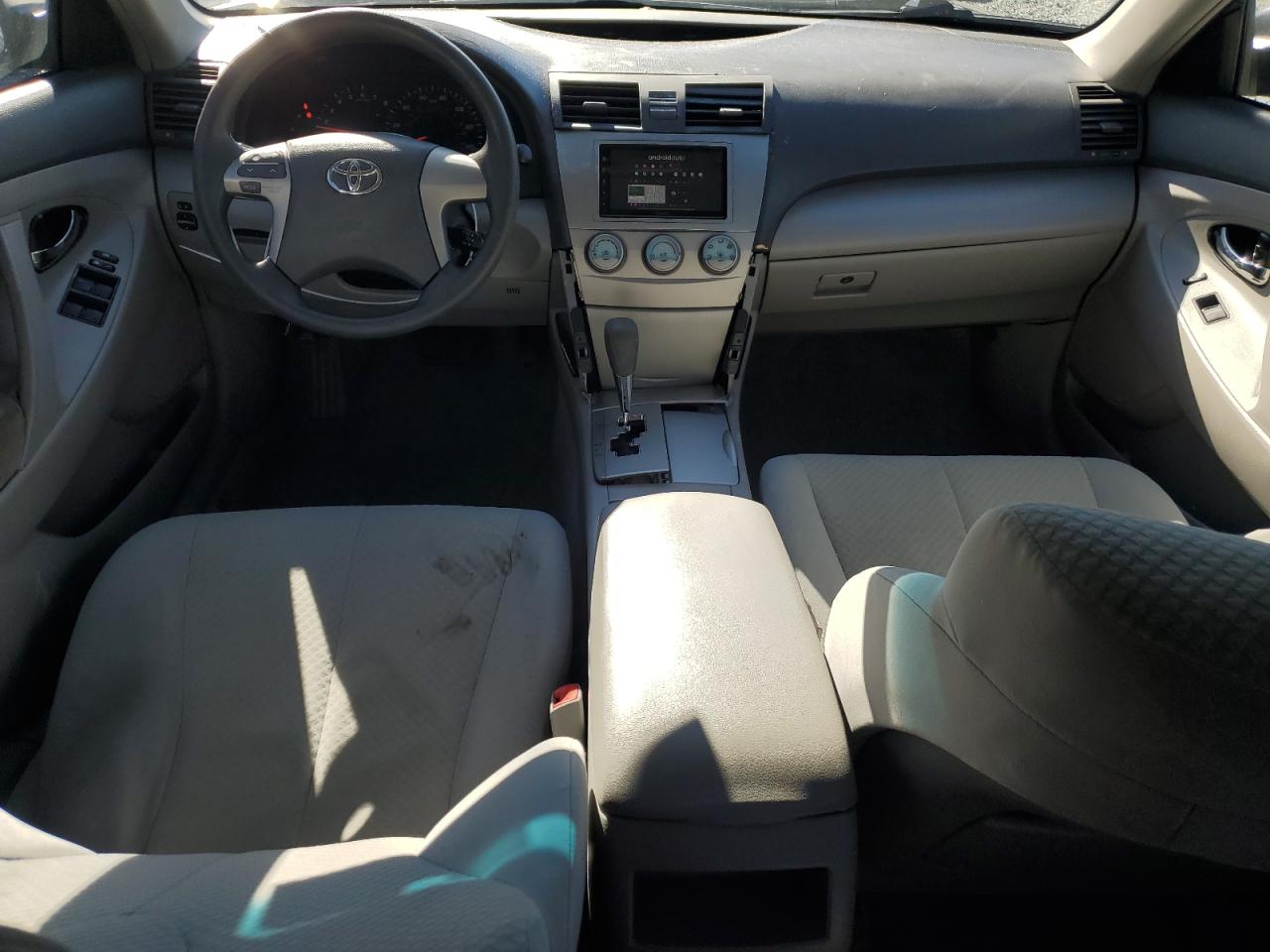 2009 Toyota Camry - Image 8