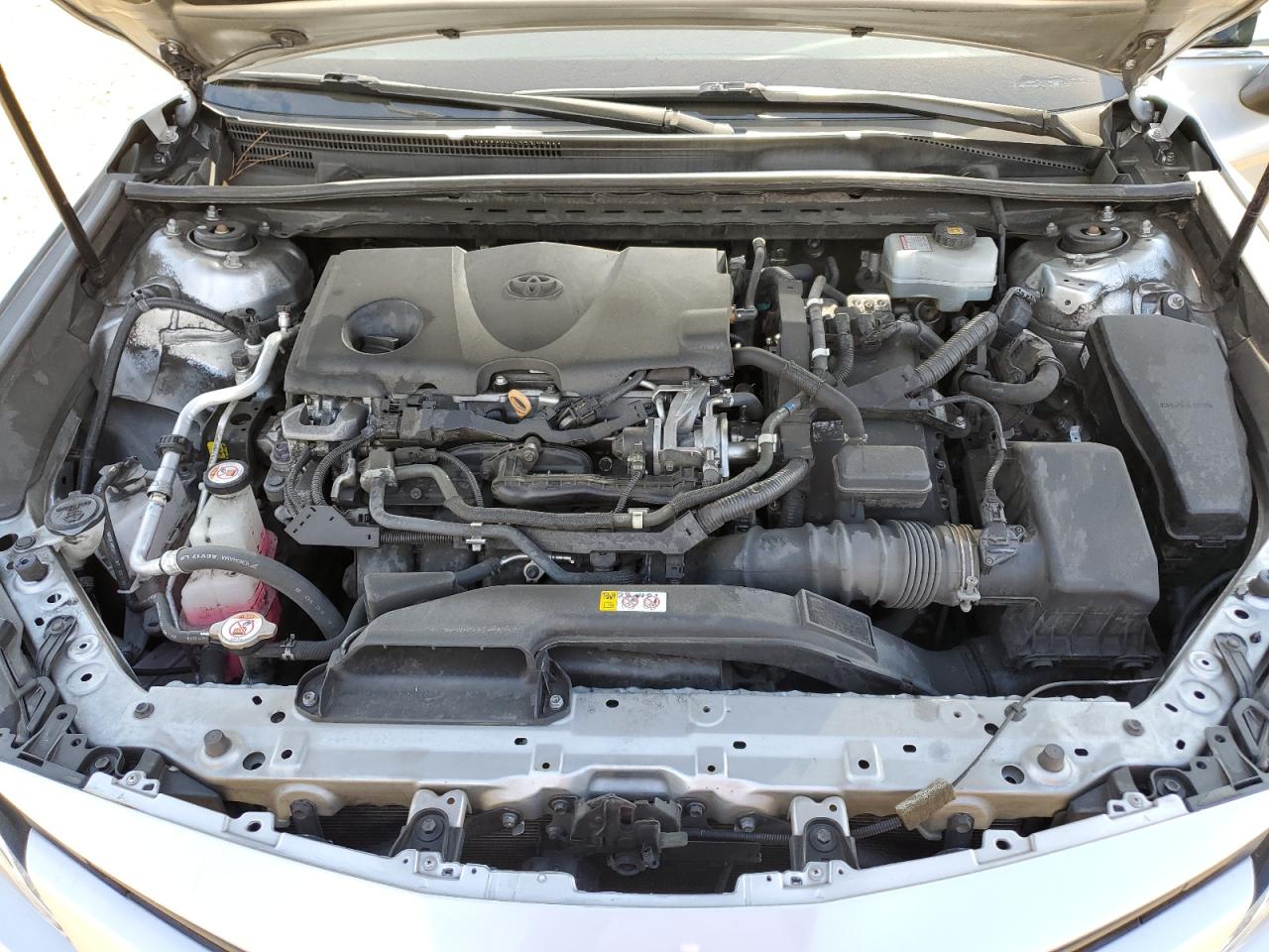 2020 Toyota Camry - Image 11