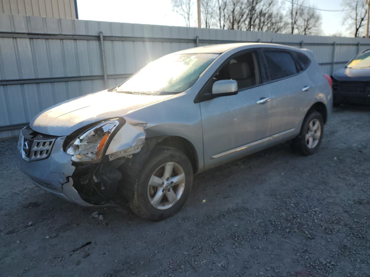 2013 Nissan Rogue - Image 1