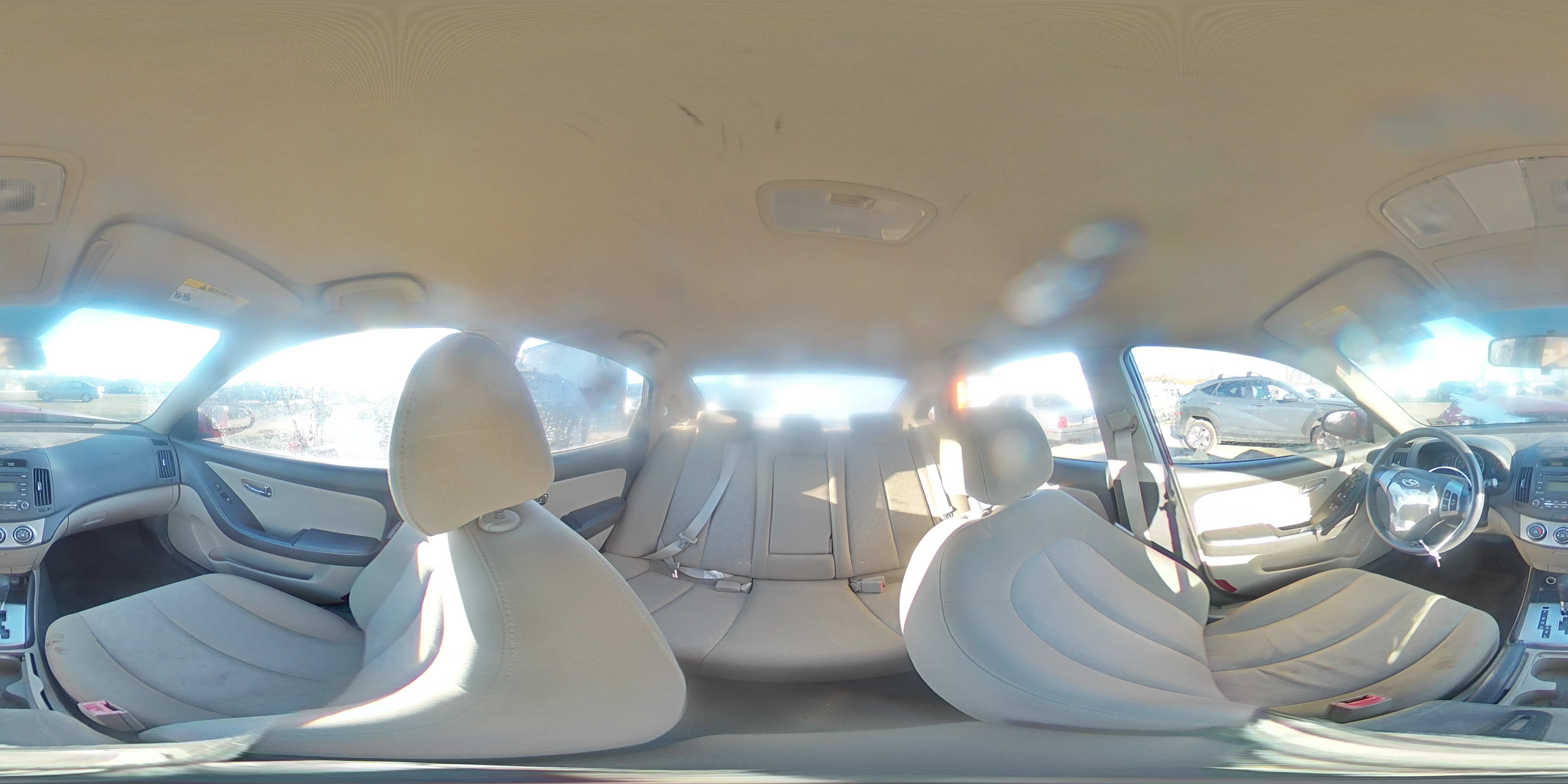 2010 Hyundai Elantra - Image 13