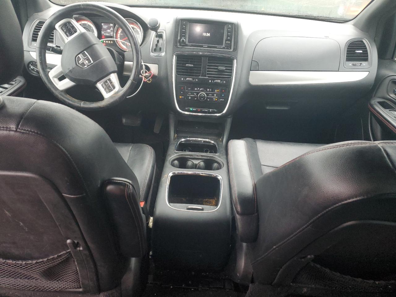 2017 Dodge Caravan - Image 8