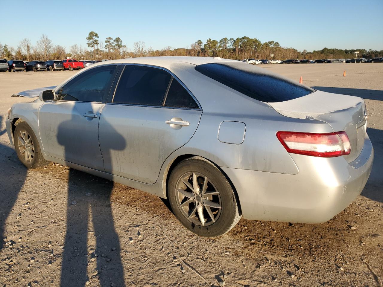 2011 Toyota Camry - Image 2