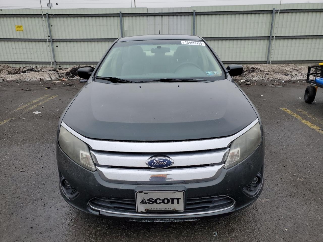 2010 Ford Fusion - Image 5