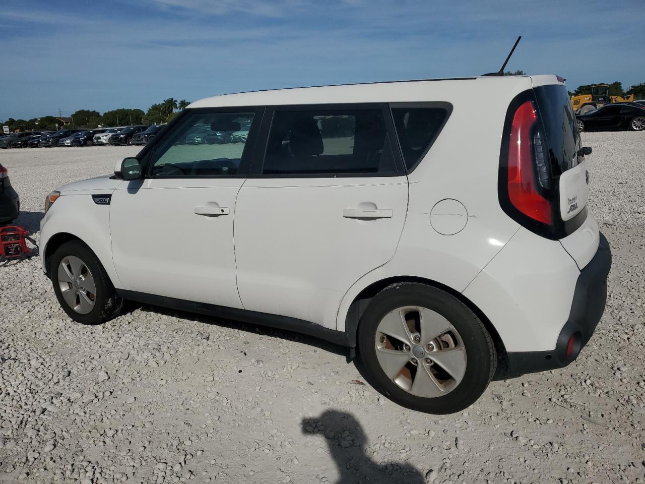 VIN KNDJN2A21F7206347 2015 KIA SOUL no.2