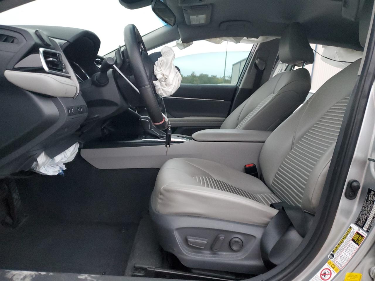 2018 Toyota Camry - Image 7