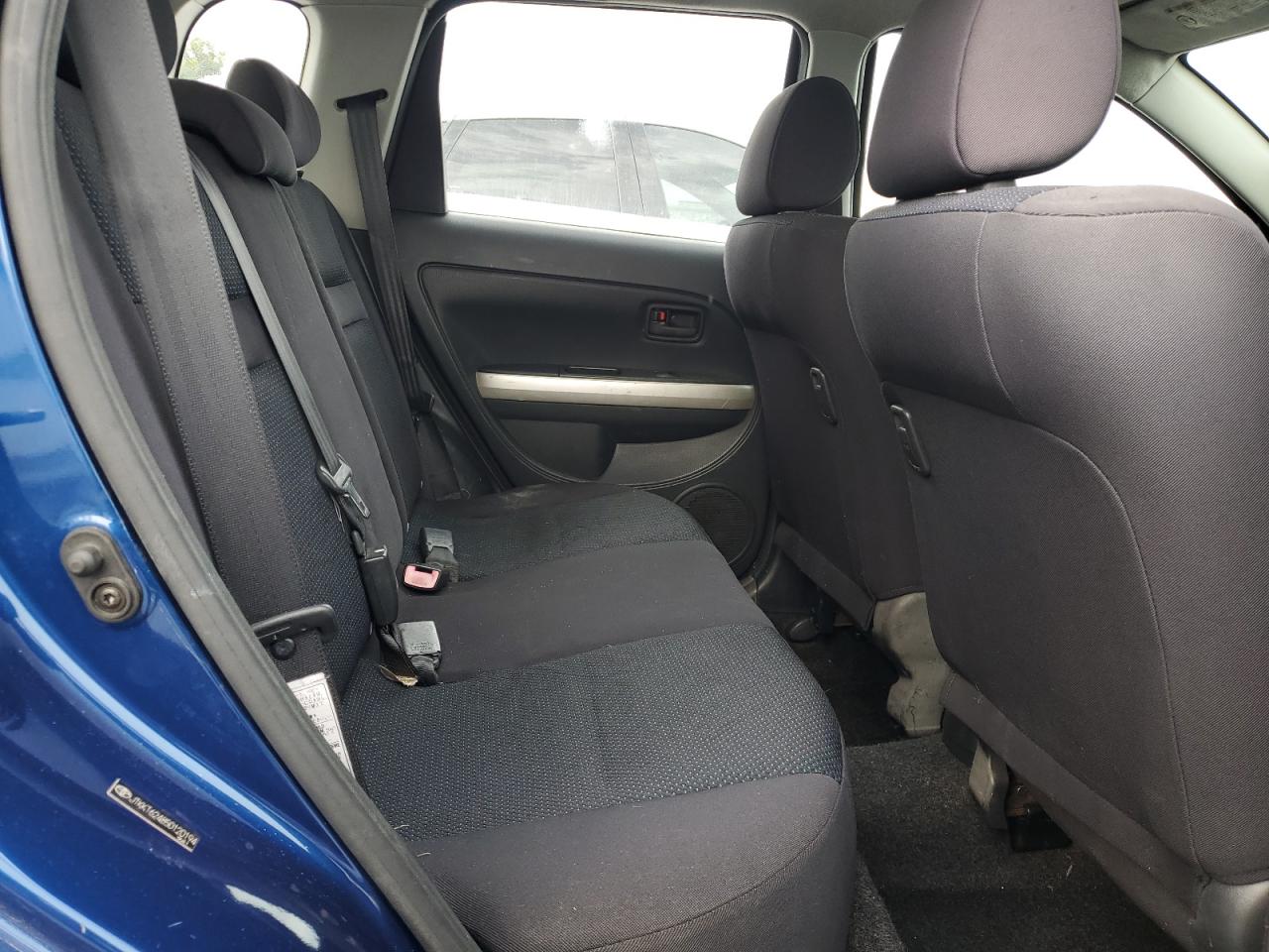 2005 Toyota xA - Image 12