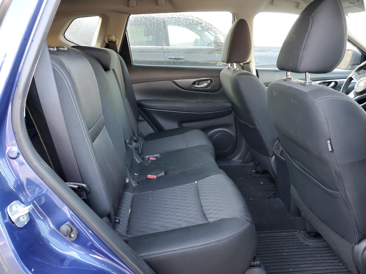 2018 Nissan Rogue - Image 11