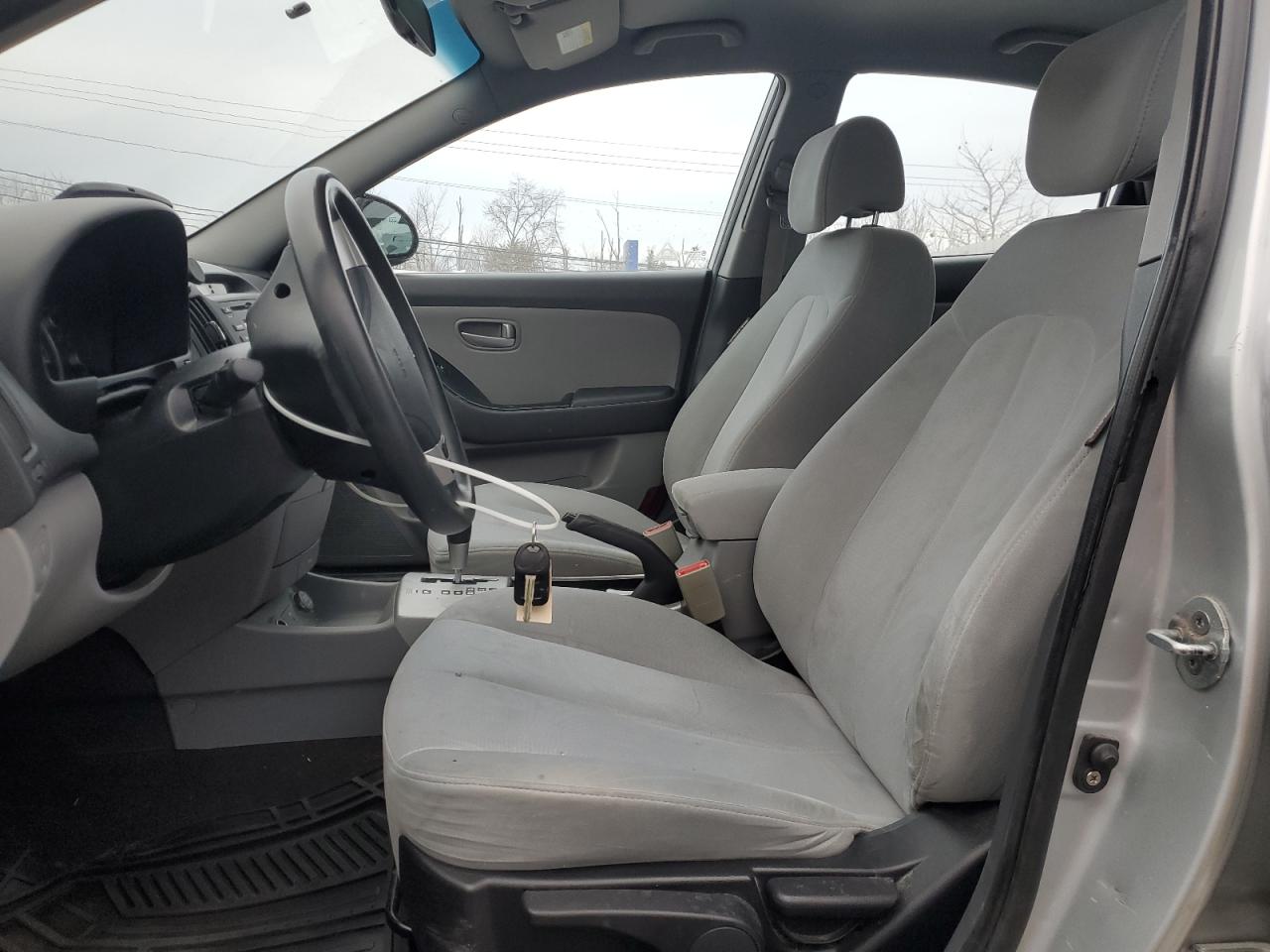 2008 Hyundai Elantra - Image 7
